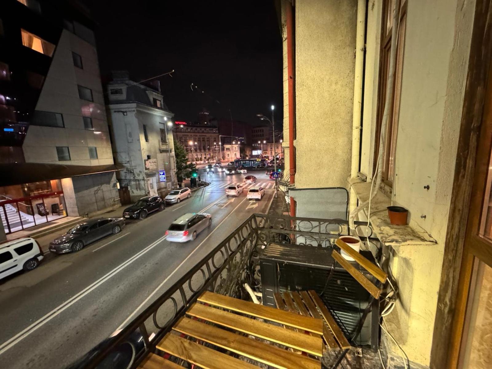 The King Suite With Balcony View Piata Romana Bukarest Exterior foto