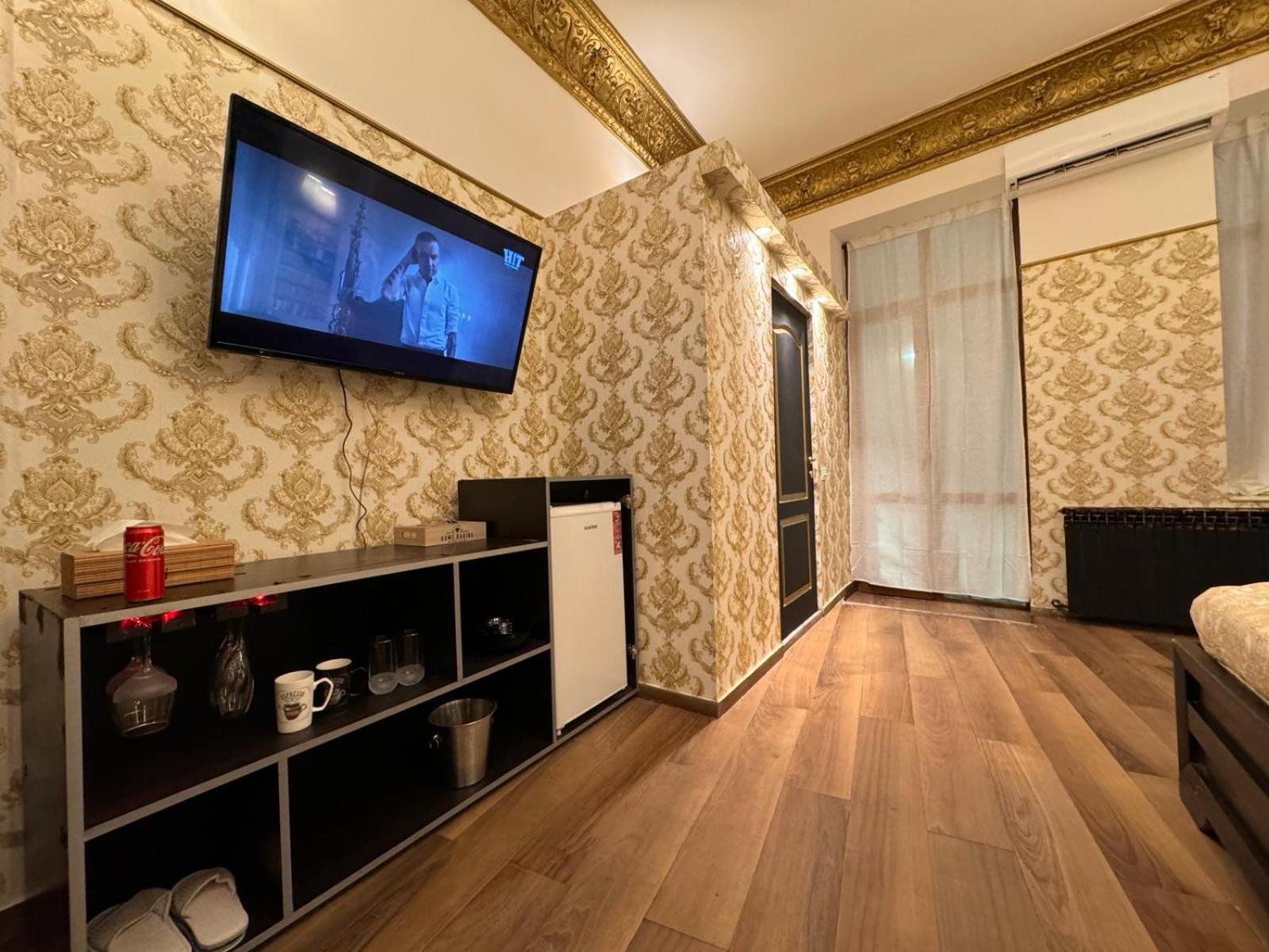 The King Suite With Balcony View Piata Romana Bukarest Exterior foto