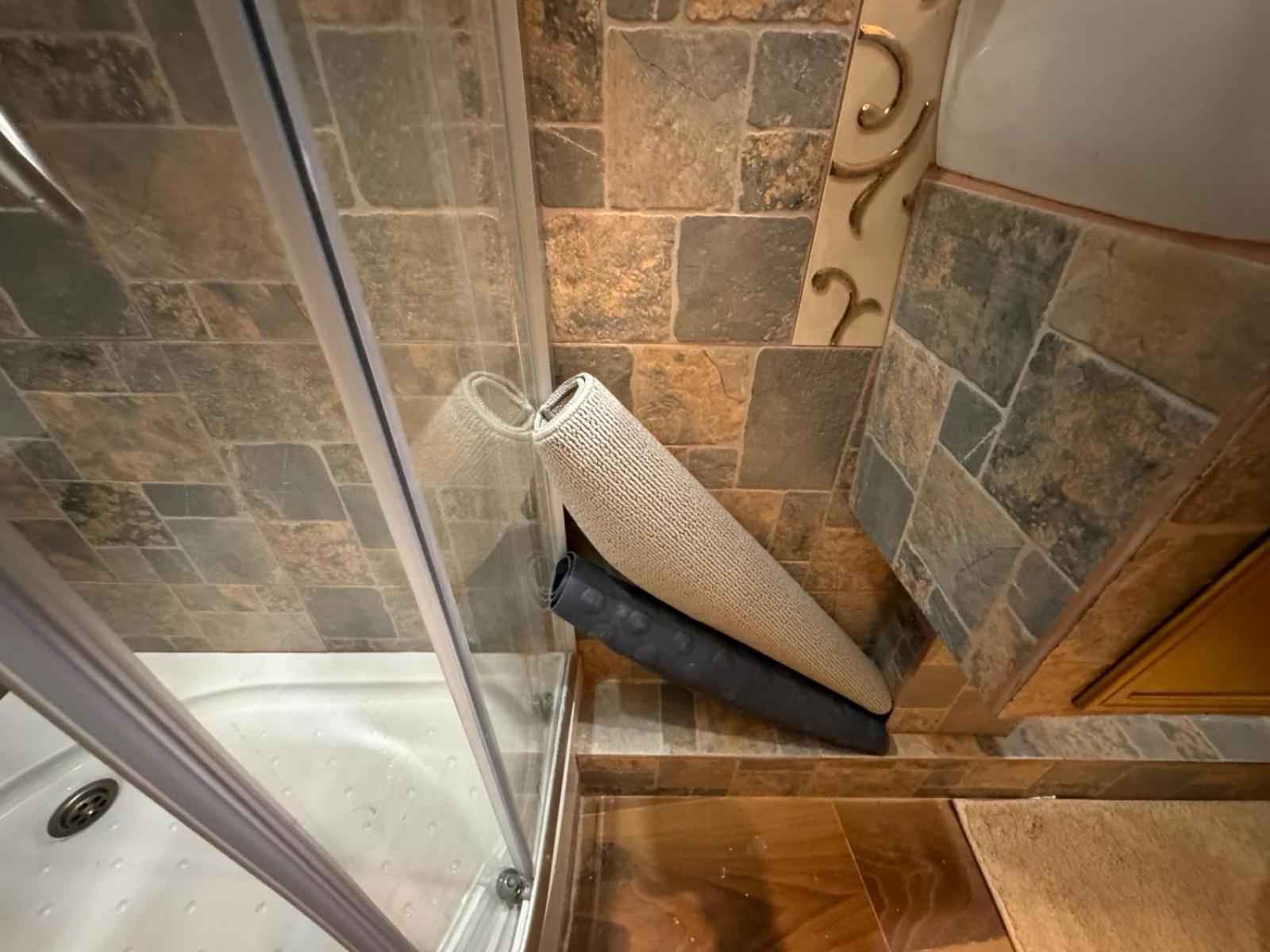 The King Suite With Balcony View Piata Romana Bukarest Exterior foto